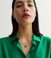 New Look Dark Green Padlock Pendant Necklace